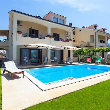 Appartamento Premium - With Pool Orsera