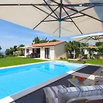 Premium - With Pool *